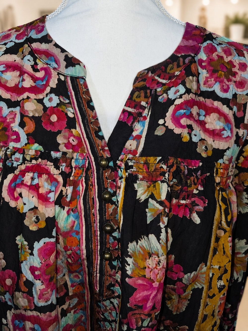 Floral Button-Front Peasant Blouse in Black and Pink - Picture 6 of 9